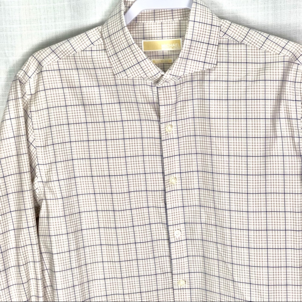 Michael Kors | Button Down Long sleeve dress shirt - Picture 2 of 8